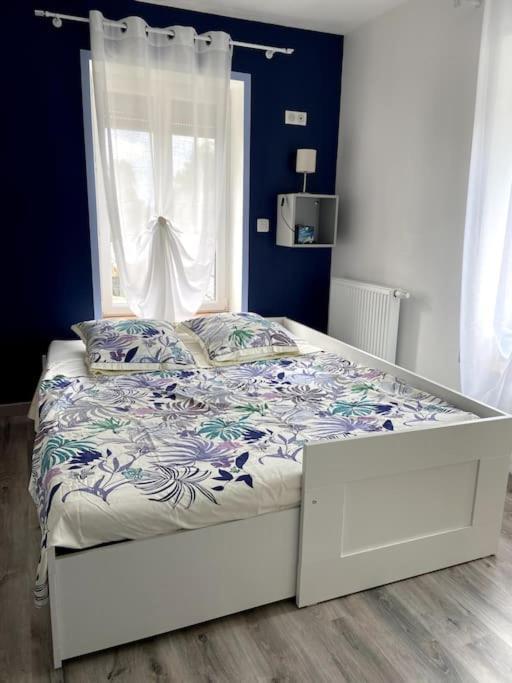 Maison Avec Jardin De 700M2 Charleville-Mézières Dış mekan fotoğraf
